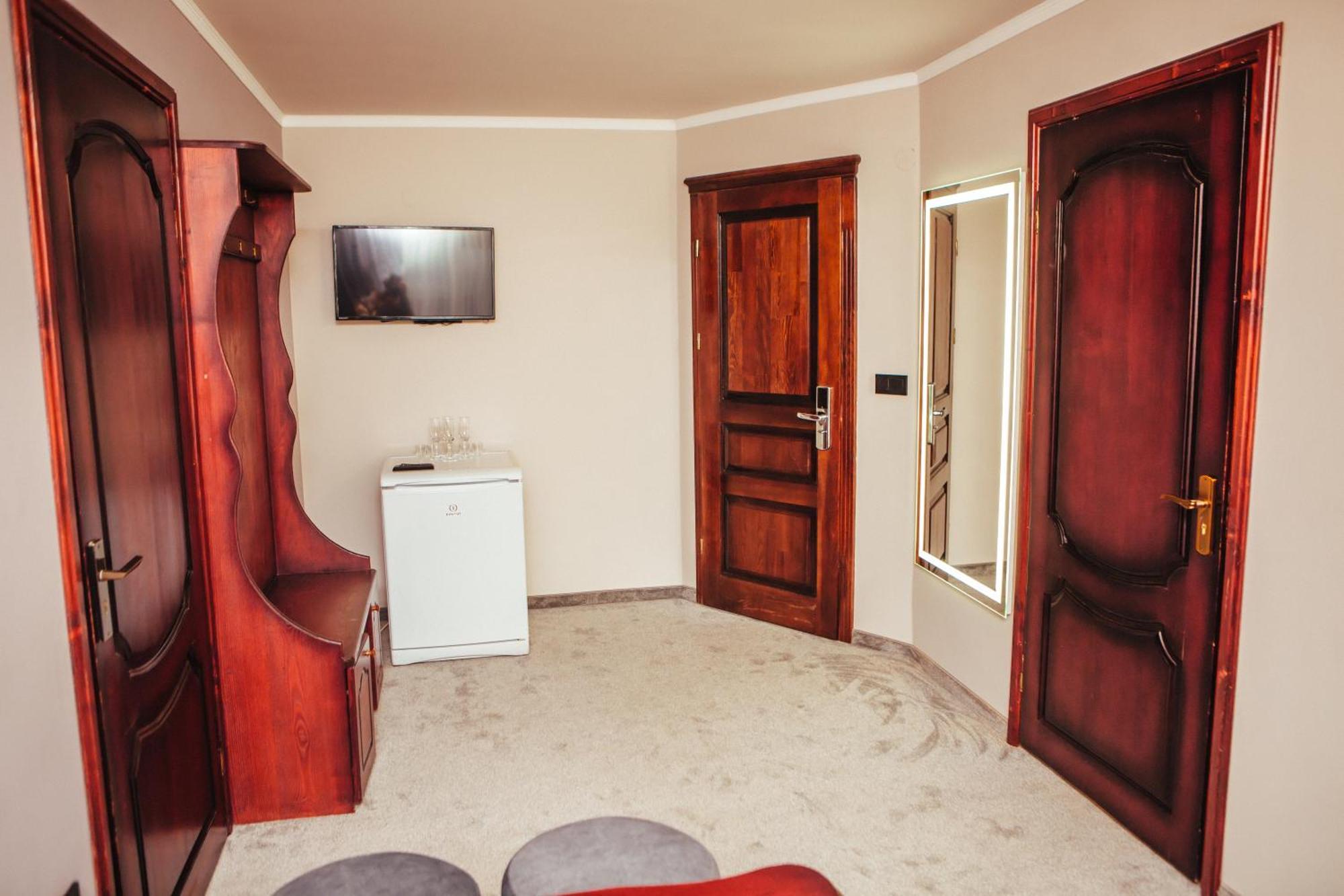Європа Готель Solomonovo Extérieur photo